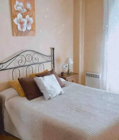 En El Centro De Asturias Appartement *